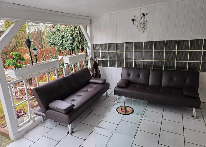 Gartenwohnung Mit Terrasse 2 别墅 纽伦堡