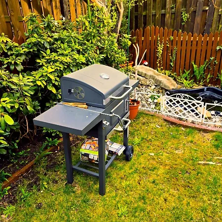 Gartenwohnung Mit Terrasse 2 Нюрнберг